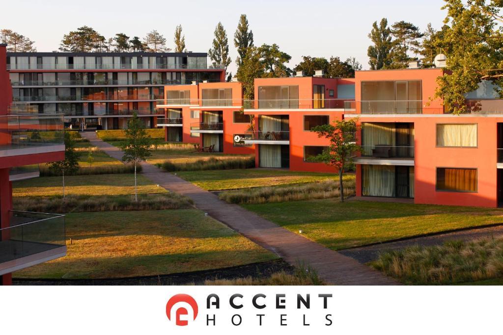 Bl Bavaria Yachtclub & Apartments Balatonlelle Ruang foto