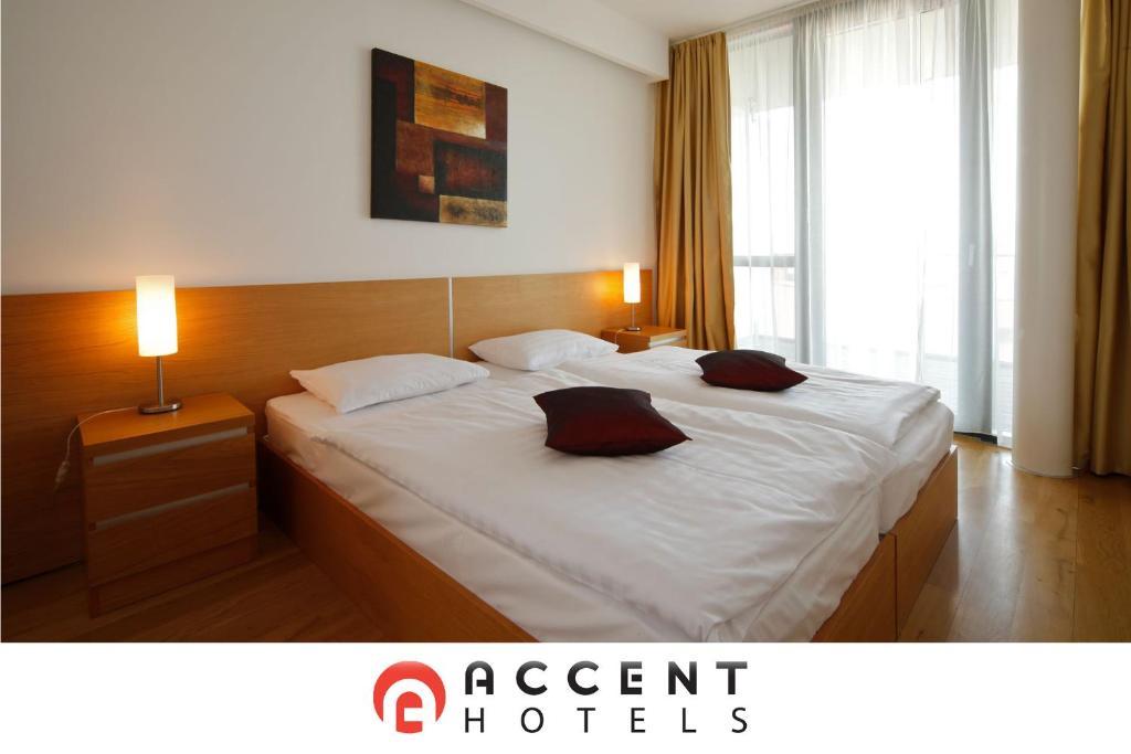 Bl Bavaria Yachtclub & Apartments Balatonlelle Ruang foto